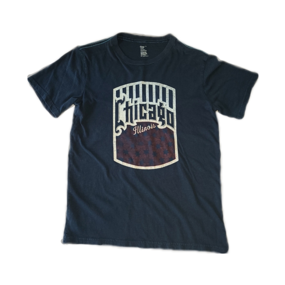 GAP Shirt Graphic Tee Size XS